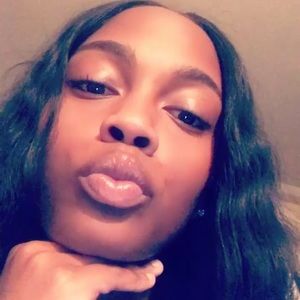 Meet your Posher, Diamond